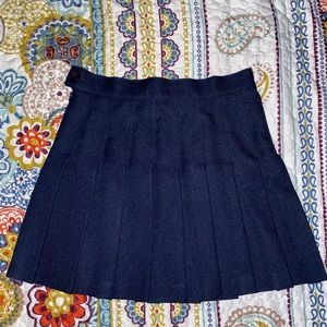 American Apparel Pleated Skirt - Navy